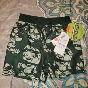 Nickelodeon ninja turtles swimming trunks 12-18M